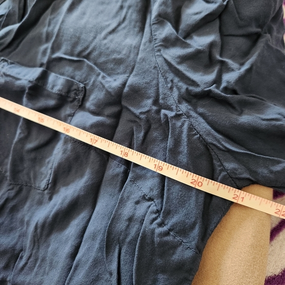 Torrid Size 00 Navy Harper Challis Blouse - Picture 7 of 7